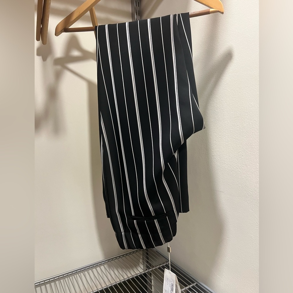 Hugo boss pants w tags